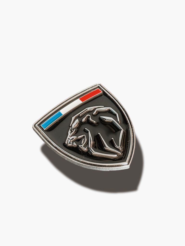 آرم لوگو جدید پژو فلزی