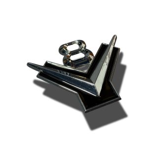 آرم هشت وی فلزی